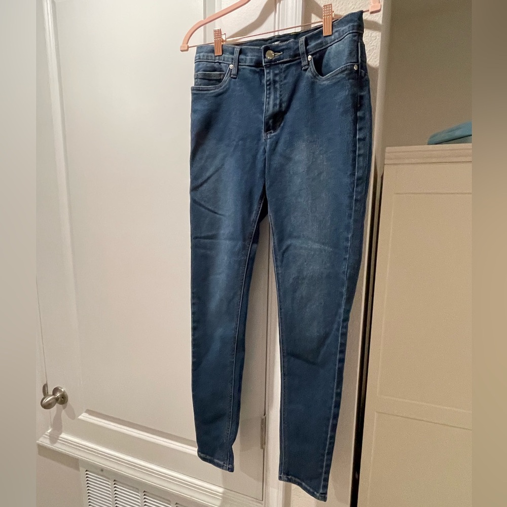 VENUS Dark Blue Jeans